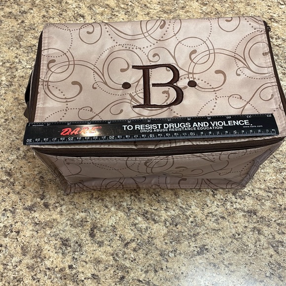 Thirty-One Small Soft Sided Cooler. Brown & Tan Design Monogrammed •B•   GUC - Picture 10 of 13